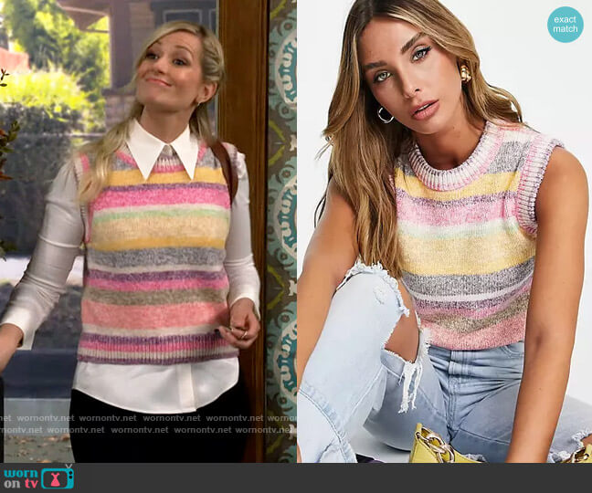 French Connection Kasper Sweater Vest worn by Gemma (Beth Behrs) on The Neighborhood