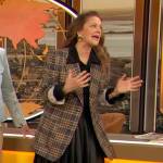 Drew’s plaid blazer and pleated skirt on The Drew Barrymore Show