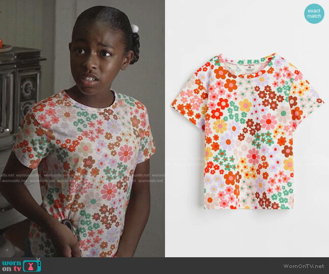 H&M Printed T-Shirt worn by Athena Grant (Angela Bassett) on 9-1-1