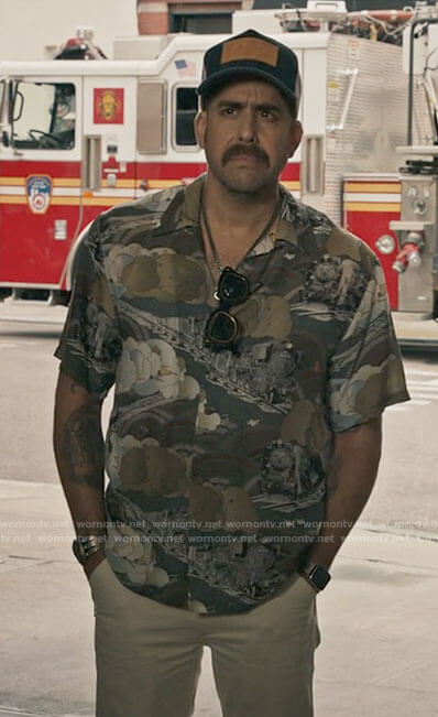 Harry’s train print shirt on The Equalizer