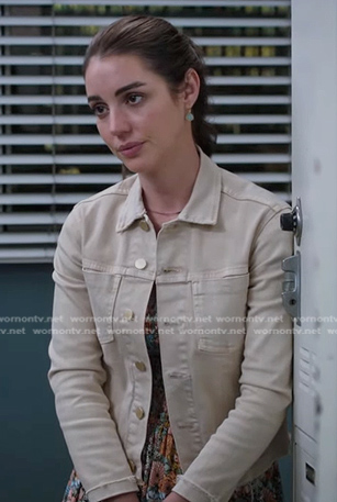 Jules’s beige denim jacket on Greys Anatomy