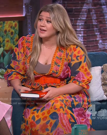 Kelly’s yellow floral print maxi dress on The Kelly Clarkson Show