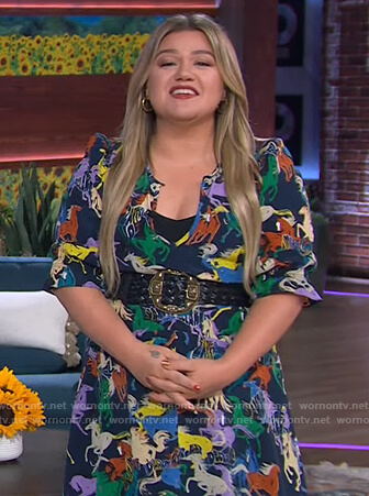 Kelly’s horse print dress on The Kelly Clarkson Show