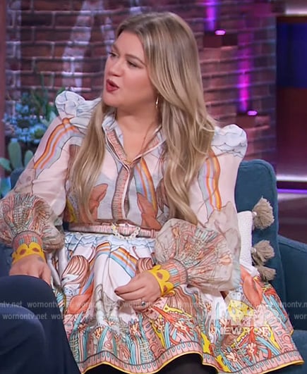 Kelly’s printed mini skirt and top on The Kelly Clarkson Show