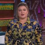 Kelly’s yellow floral print dress on The Kelly Clarkson Show