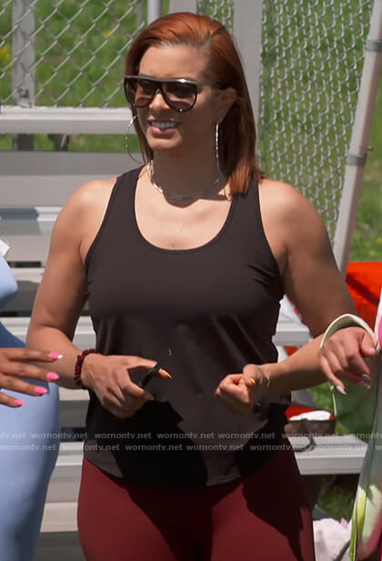 Robyn’s black sunglasses on The Real Housewives of Potomac
