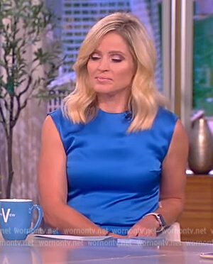 Sara’s blue satin top and pants on The View