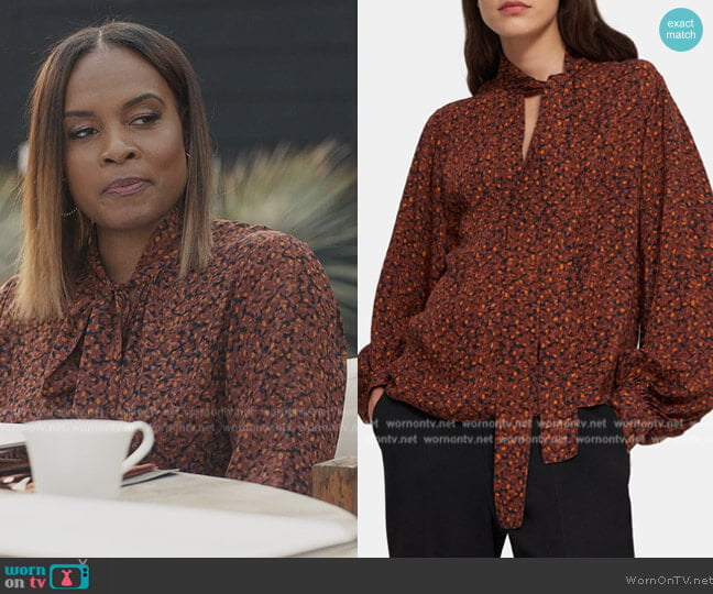 Theory Blouson Sleeve Top worn by Nefetari Spencer (Nefetari Spencer) on Reasonable Doubt