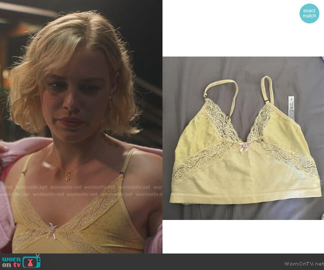 Urban Outfitters Lace Bralette worn by Stella (Hannah van der Westhuysen) on Fate The Winx Saga