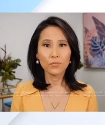 Vicky’s orange ribbed polo top on Today