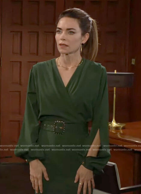 Victoria's green split-sleeve dress on The Young and the Restless