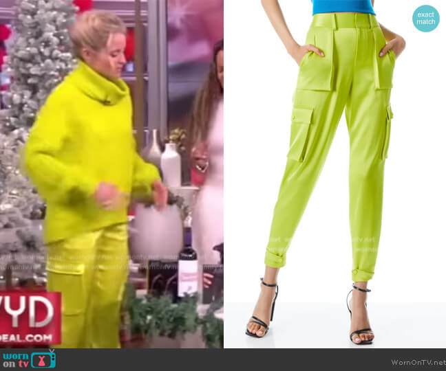 Alice + Olivia Hayes Straight Leg Cargo Pant worn by Sara Haines on The View