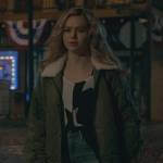 Courtney’s green quilted sherpa jacket on Stargirl