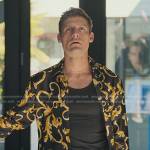 Cruz’s black and yellow baroque print shirt on Elite