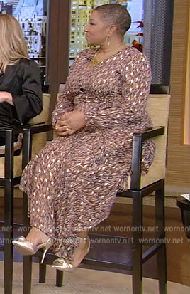 WornOnTV: Deja Vu's printed tie waist dress on Live with Kelly and Ryan, Deja Vu