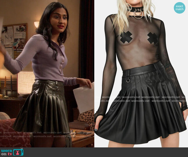 Dolls Kill Troubled Soul Pleated Skirt worn by Bela Malhotra (Amrit Kaur) on The Sex Lives of College Girls