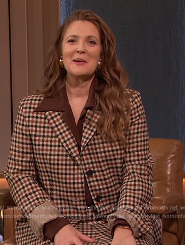 Drew’s gingham check blazer and skirt on The Drew Barrymore Show
