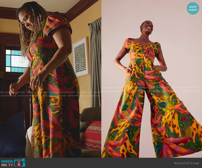 Farm Rio Cow Print Bananas Jumpsuit worn by Karen Wilson (Tracie Thoms) on 9-1-1