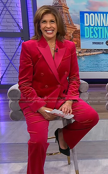 Hoda’s pink velvet blazer and pants on Today