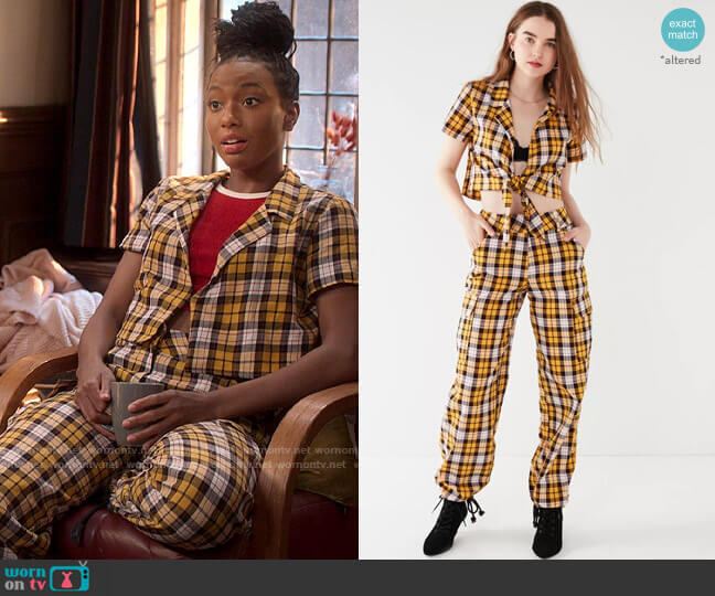 I.AM.GIA Keidis Tie-Front Plaid Top and Cargo Pant worn by Whitney Chase (Alyah Chanelle Scott) on The Sex Lives of College Girls