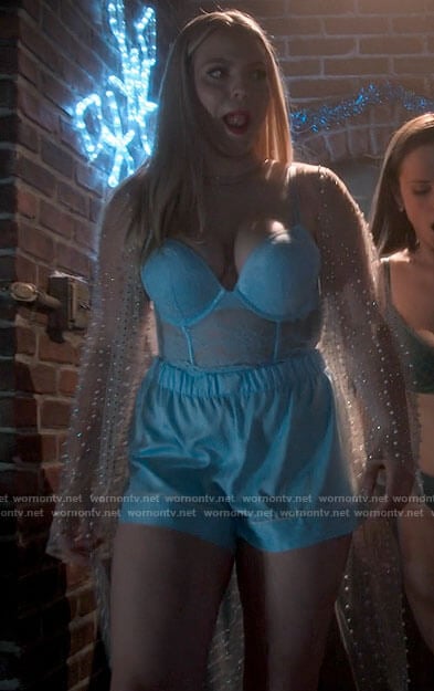 Leighton’s light blue lace corset bra and shorts on The Sex Lives of College Girls