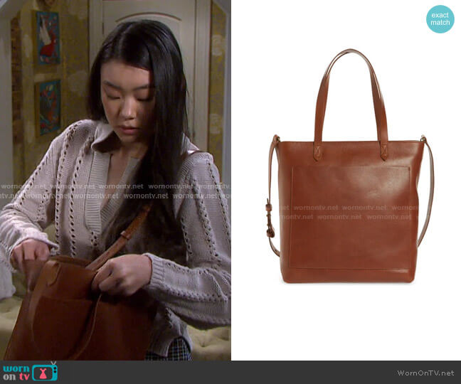 Madewell The Zip-Top Medium Transport Leather Tote worn by Wendy Shin (Victoria Grace) on Days of our Lives