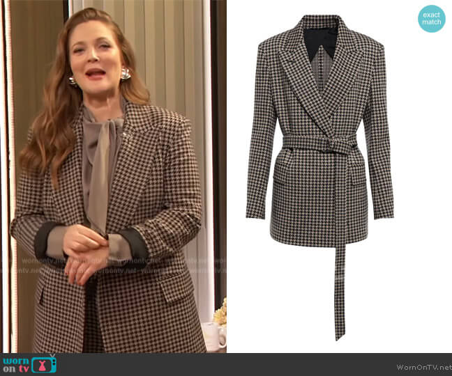 Max Mara Kabala Houndstooth Belted Blazer worn by Drew Barrymore on The Drew Barrymore Show