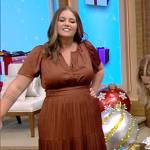 Monica Mangin’s brown maxi dress on Live with Kelly and Ryan