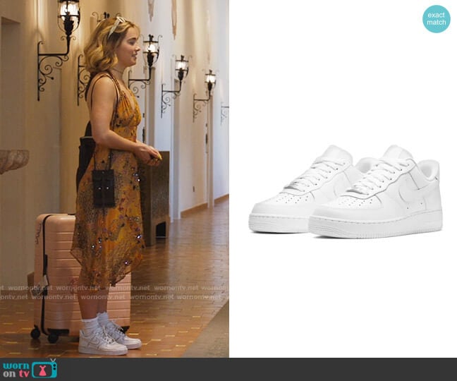 Nike Air Force 1 '07 Sneaker worn by Portia (Haley Lu Richardson) on The White Lotus