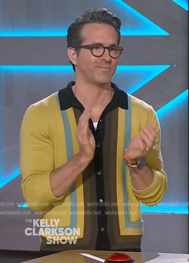 Ryan Reynolds’ stripe polo sweater on The Kelly Clarkson Show