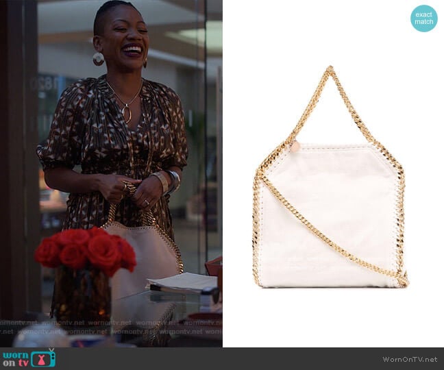 Stella McCartney Small Falabella linen tote bag worn by Autumn Owens (Tiffany Yvonne Cox) on Reasonable Doubt