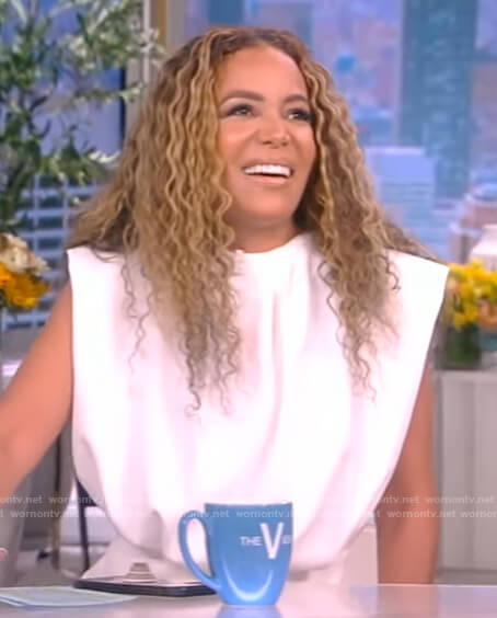 Sunny’s white shoulder padded bodysuit on The View