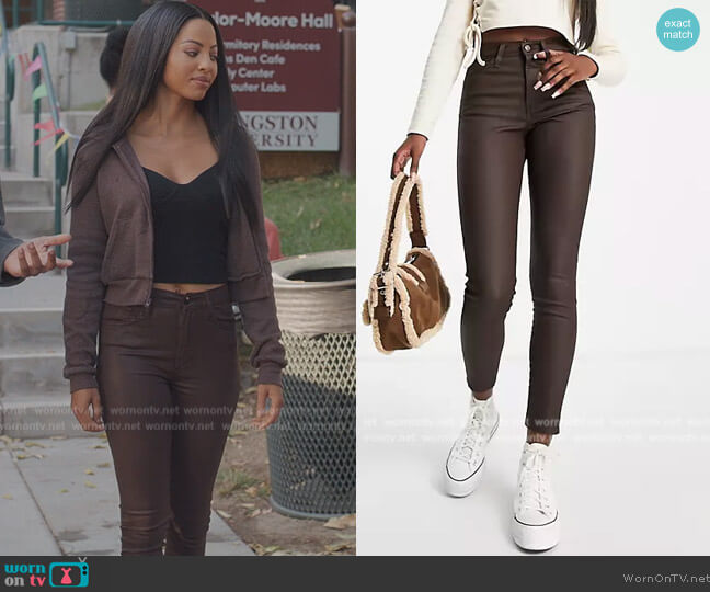 Topshop Jamie flare jeans in coated brown worn by Thea (Camille Hyde) on All American Homecoming