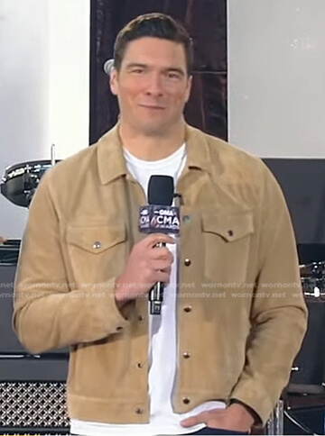 William’s beige suede jacket on Good Morning America