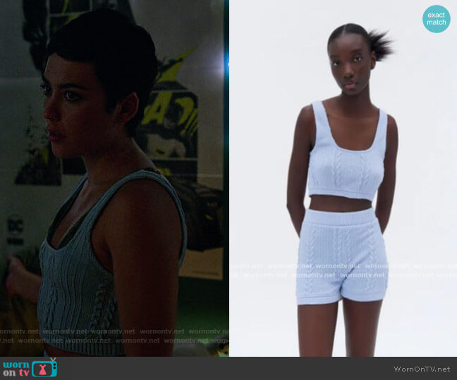 Zara Cable Knit Top and Short Set worn by Ari Blanco (Carla Diaz) on Elite