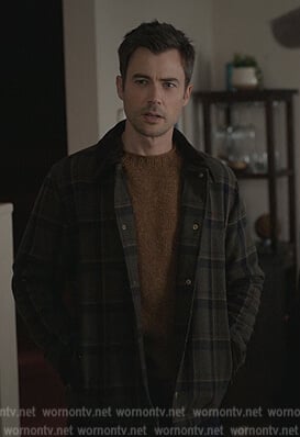 Zeke's green plaid jacket on Manifest