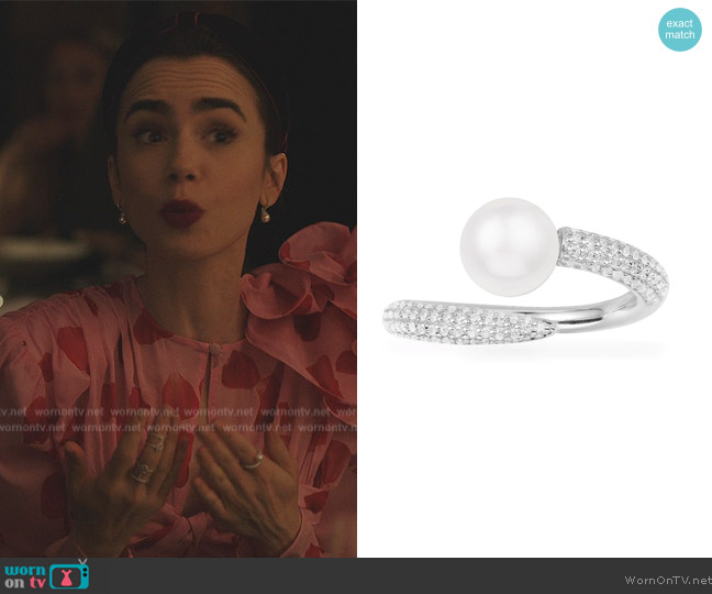 Open Ring with Pearl Silver by Apm Monaco worn by Emily Cooper (Lily Collins) on Emily in Paris