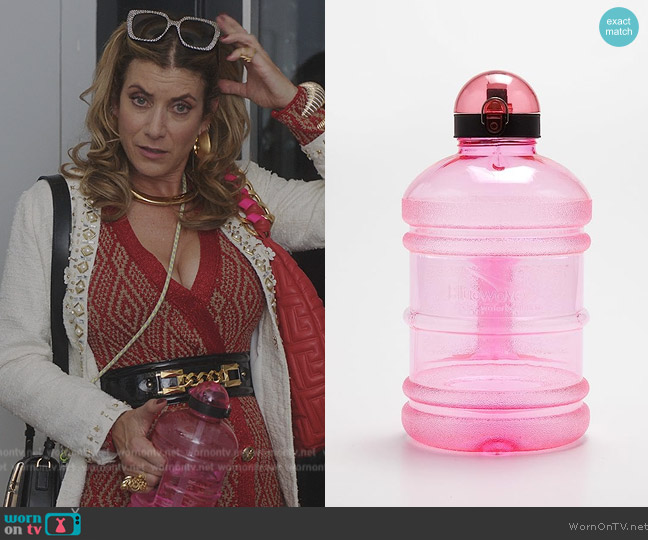 Lifestyle Daily 8 Water Jug by Bluewave worn by Kate Walsh (Kate Walsh) on Emily in Paris