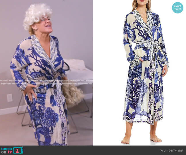 One Hundred Stars Giant Willow Woven Wrap Robe worn by Heather Gay on The Real Housewives of Salt Lake City
