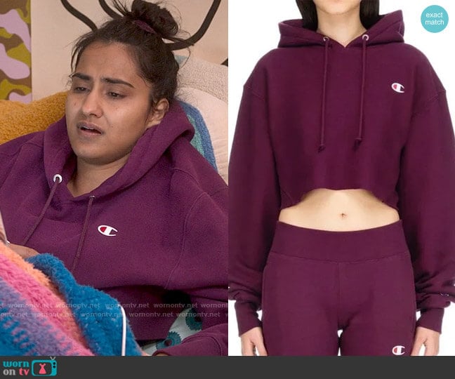 Champion Reverse Weave Cropped Cut Off Hoodie worn by Bela Malhotra (Amrit Kaur) on The Sex Lives of College Girls