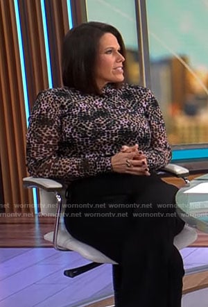 Dana Jacobson’s spotted print top on CBS Mornings