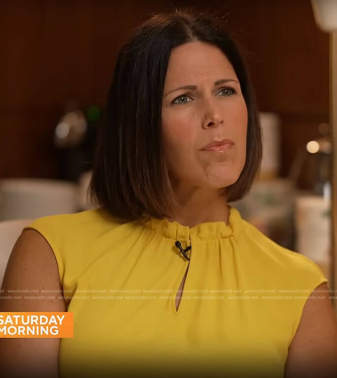 Dana Jacobson’s yellow keyhole top on CBS Mornings