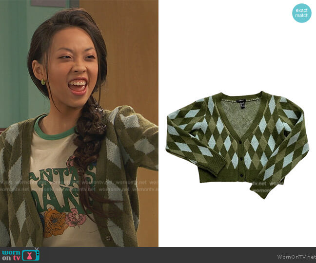 Forever 21 Argyle Cardigan worn by Ivy (Emmy Liu-Wang) on Ravens Home