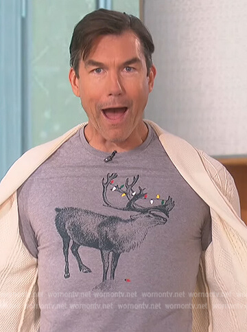 Jerry's gray reindeer graphic tee on The Talk