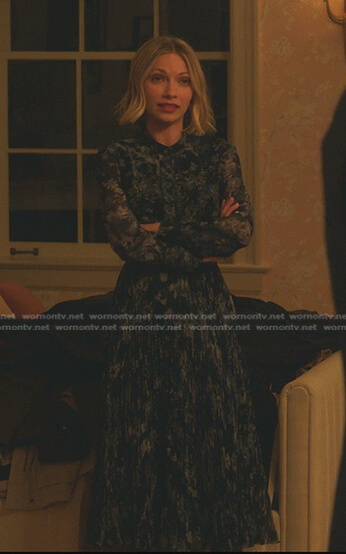 Kate's grey floral maxi dress on Gossip Girl