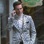 Leo’s ivory butterfly blazer and pants on Days of our Lives