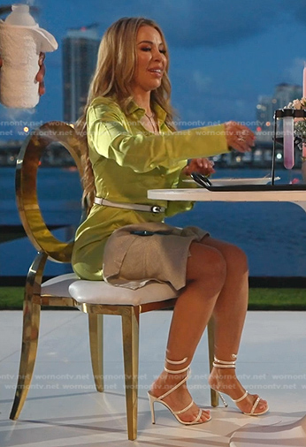 Lisa’s yellow shirtdress and sandals on The Real Housewives of Miami