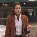 Luna’s brown coat and white blouse on Gossip Girl