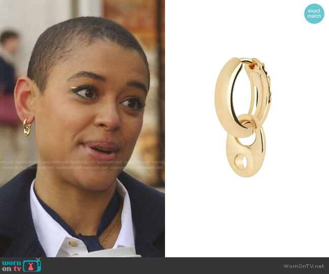 Maria Black Sienna Single Layered Hoop Earring worn by Julien Calloway (Jordan Alexander) on Gossip Girl