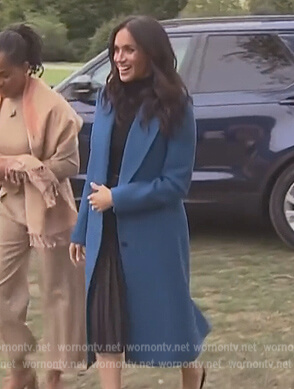 Meghan's blue coat on Harry and Meghan